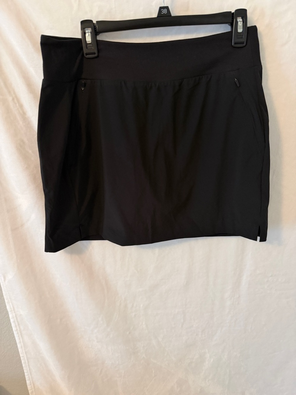 Athleta Black Athletic Skort with Side Zip Pockets